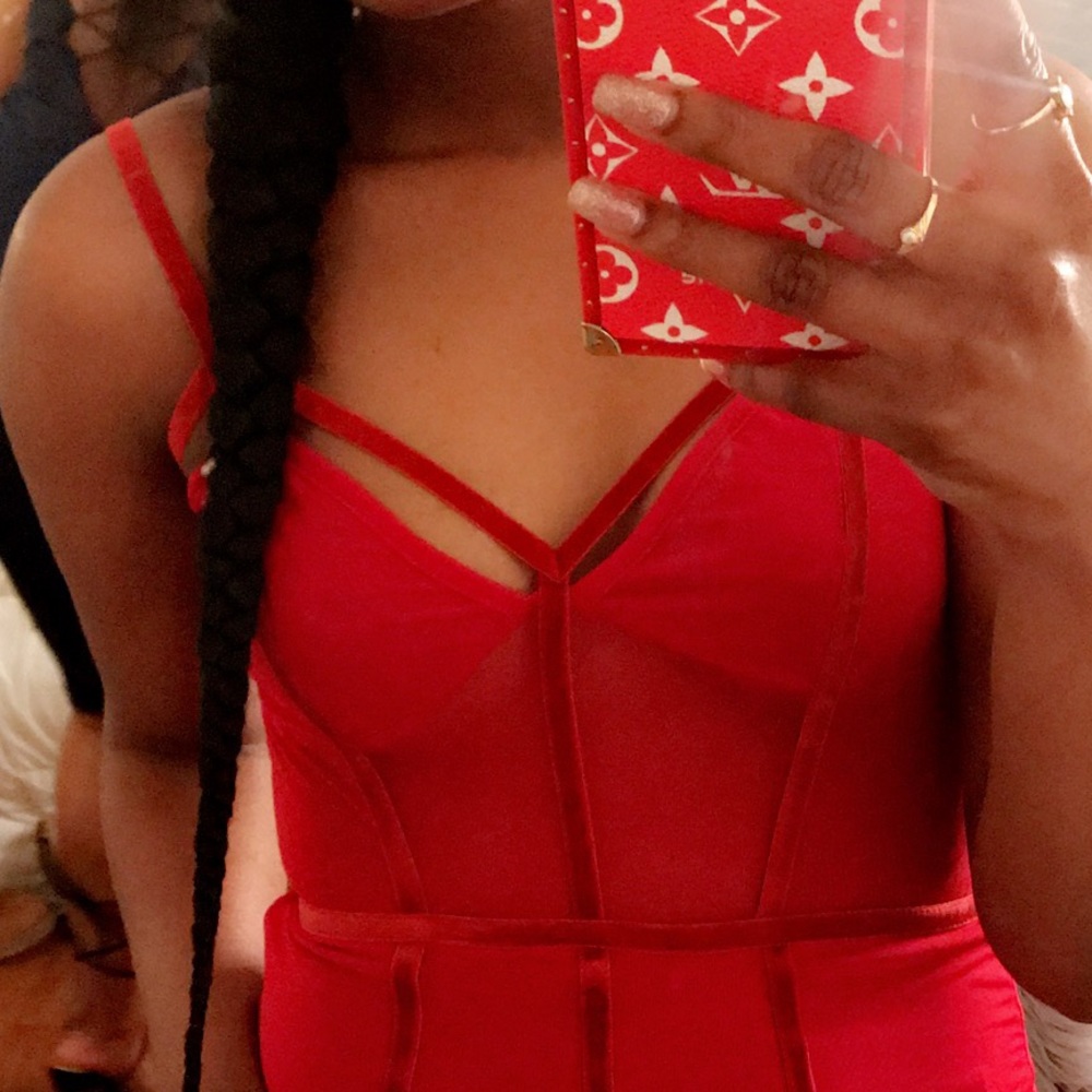 Red Dress - Picture 3 of 5
